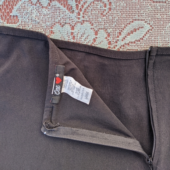 Y2K Embroidered Midi Skirt - Picture 4 of 6